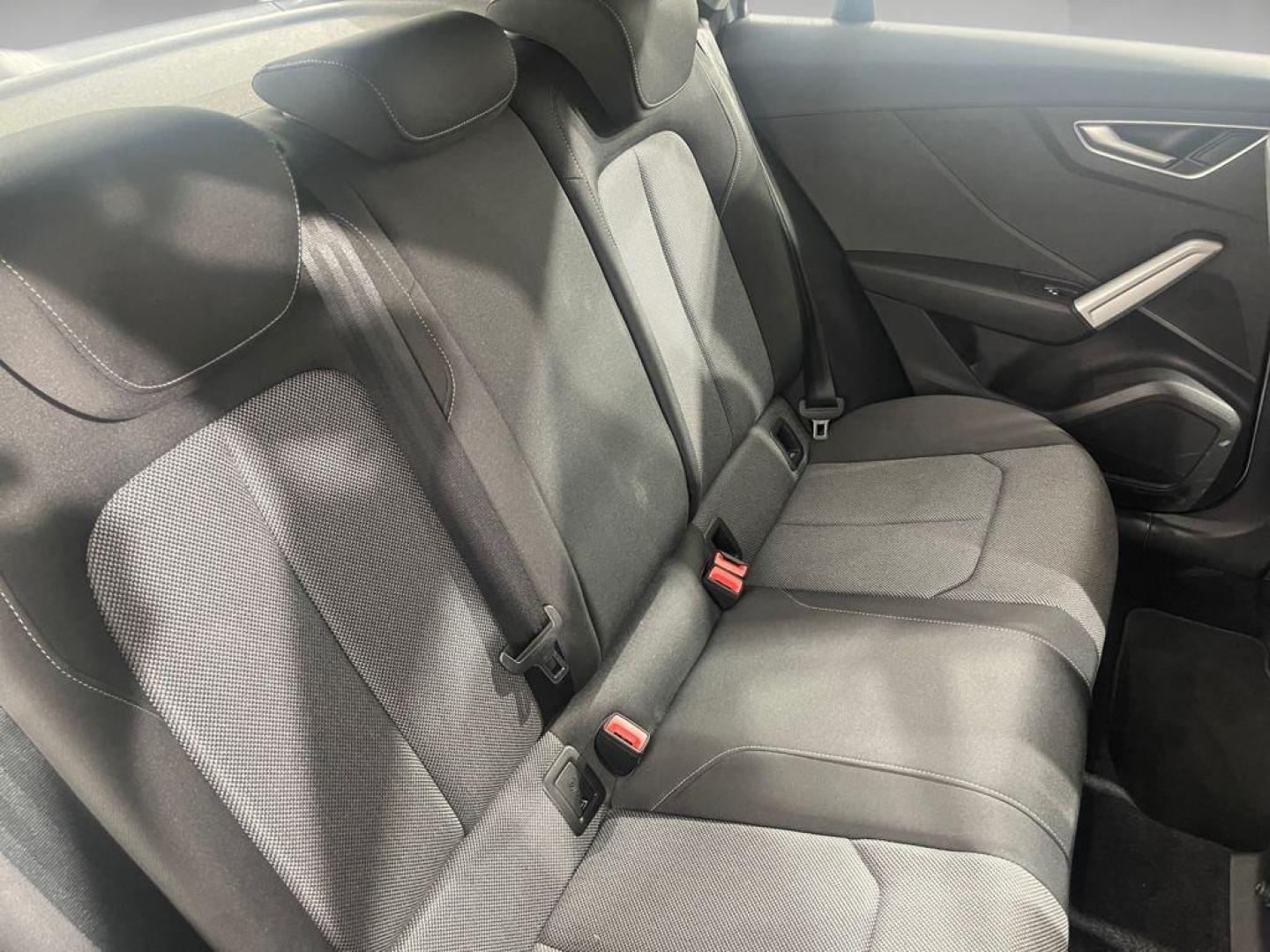 Audi Q2 S line 30 TFSI 85 kW (116 CV)