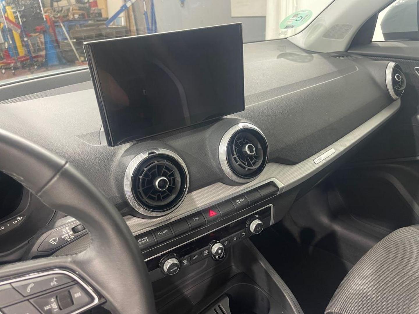 Audi Q2 S line 30 TFSI 85 kW (116 CV)