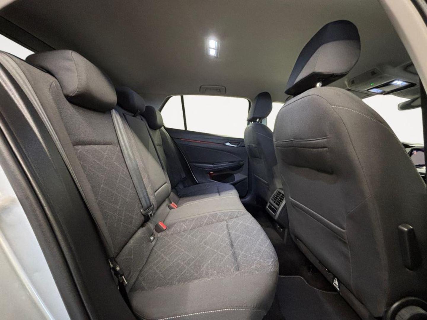 Volkswagen Golf 1.0 eTSI 81kW (110CV) DSG