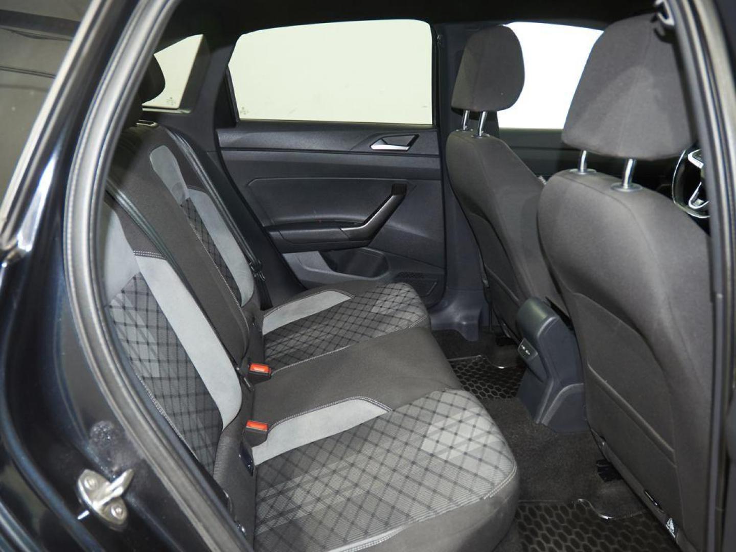 Volkswagen Taigo R-Line 1.0 TSI 81 kW (110 CV) DSG