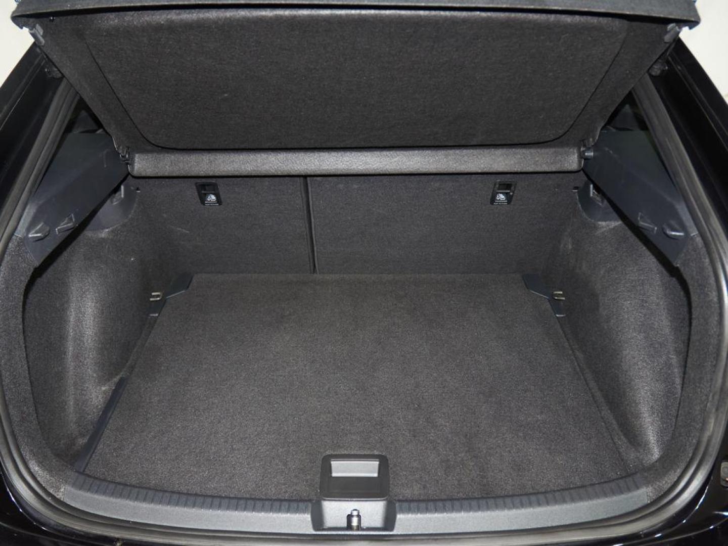 Volkswagen Taigo R-Line 1.0 TSI 81 kW (110 CV) DSG