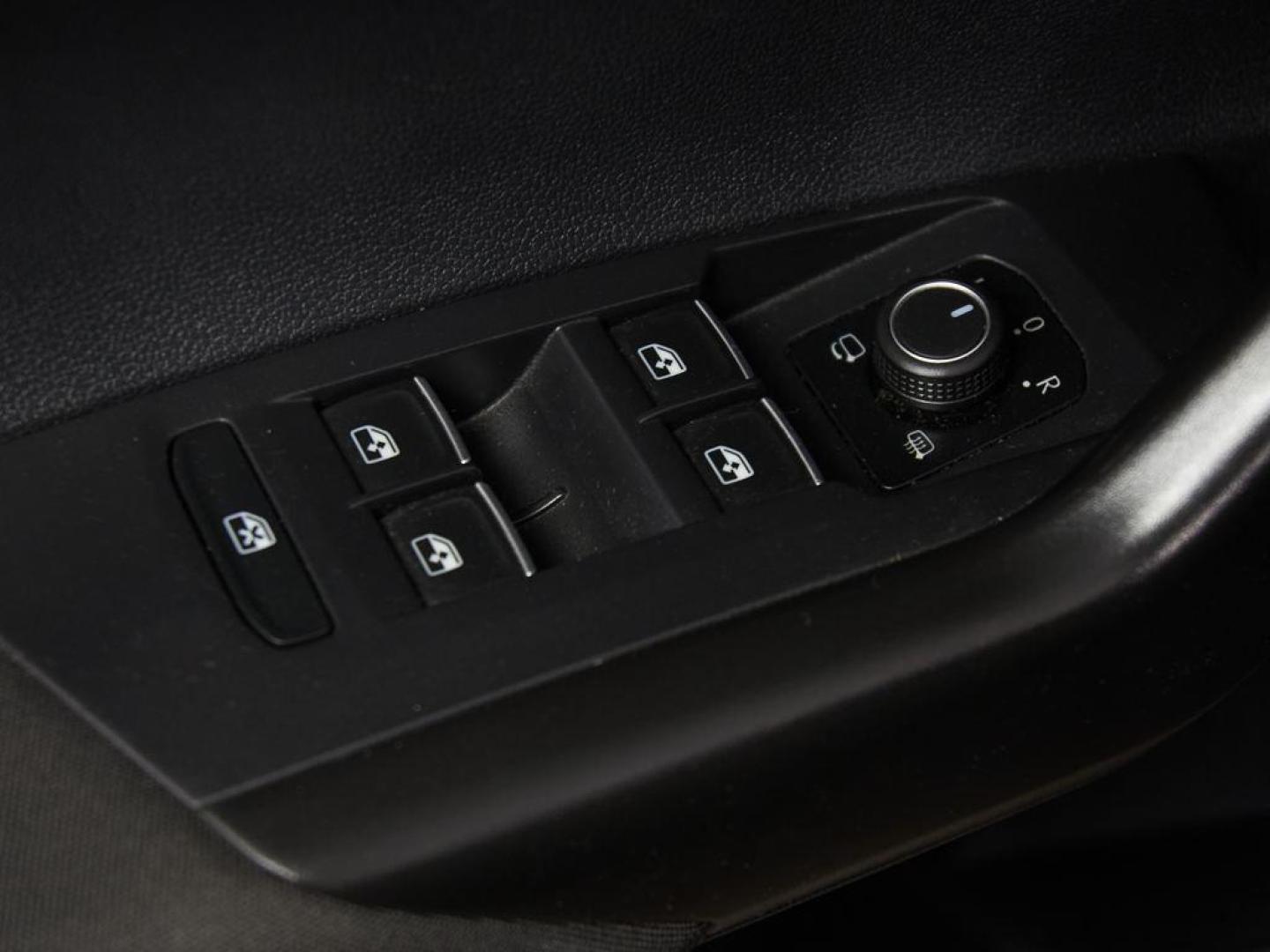 Volkswagen Taigo R-Line 1.0 TSI 81 kW (110 CV) DSG