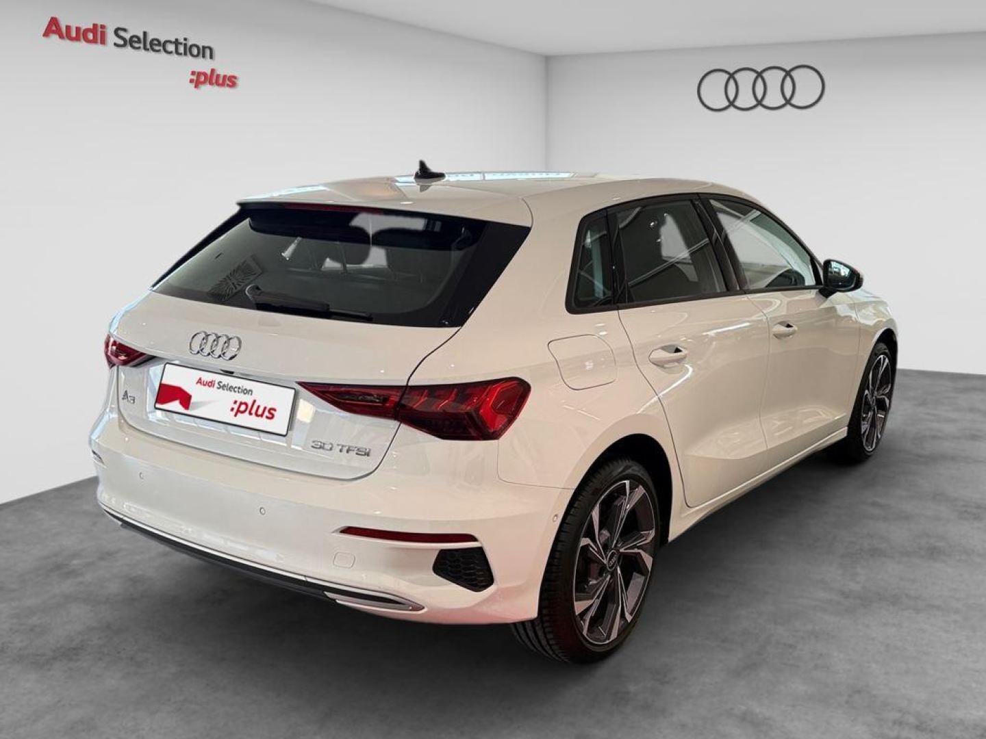 Audi A3 Sportback Advanced 30 TFSI 81 kW (110 CV) S tronic