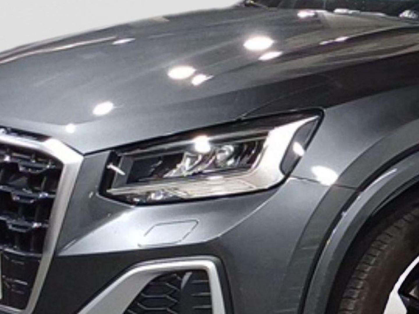 Audi Q2 Adrenalin Black Edition 30 TFSI 85 kW (116 CV)