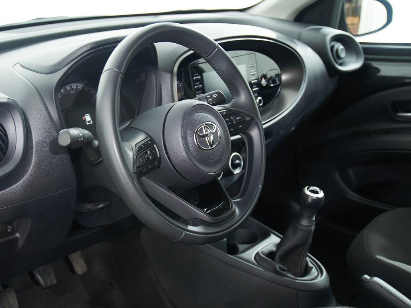 Toyota Aygo 70 x-play