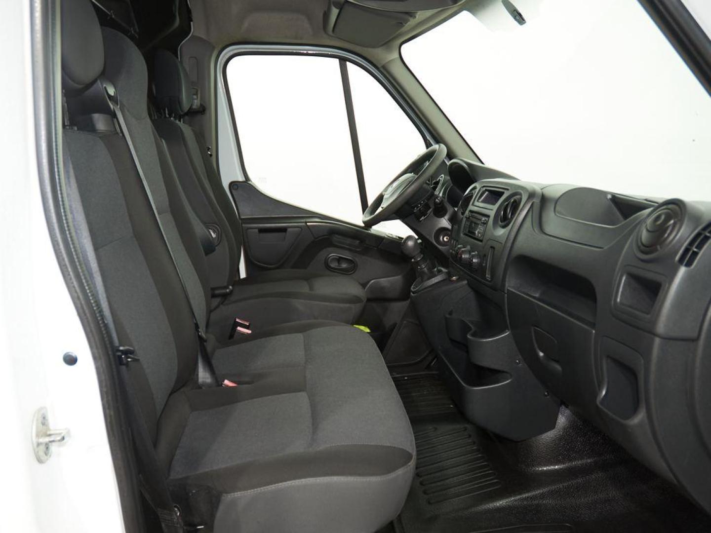 Renault Master Chasis Cabina L3 3500 dCi 81 kW (110 CV)