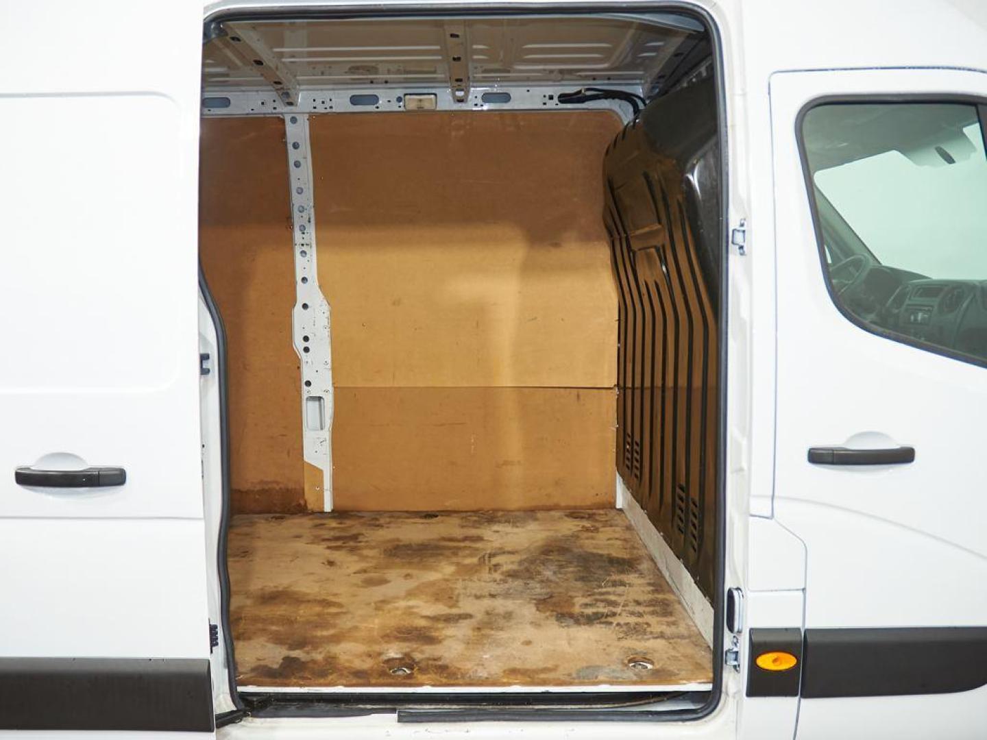 Renault Master Chasis Cabina L3 3500 dCi 81 kW (110 CV)