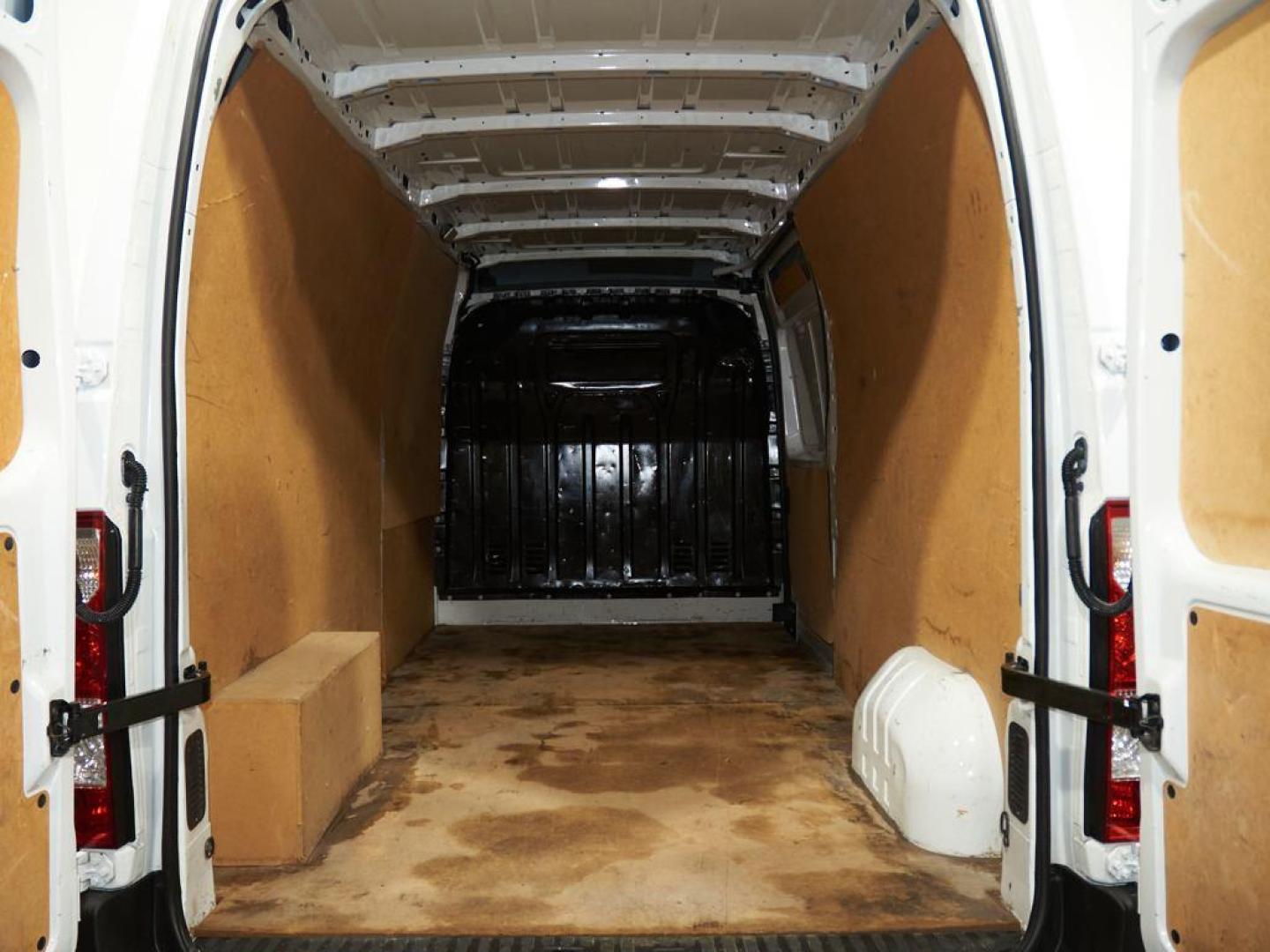 Renault Master Chasis Cabina L3 3500 dCi 81 kW (110 CV)