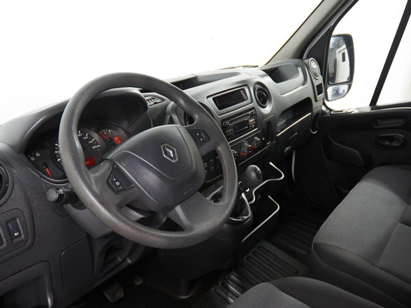 Renault Master Chasis Cabina L3 3500 dCi 81 kW (110 CV)