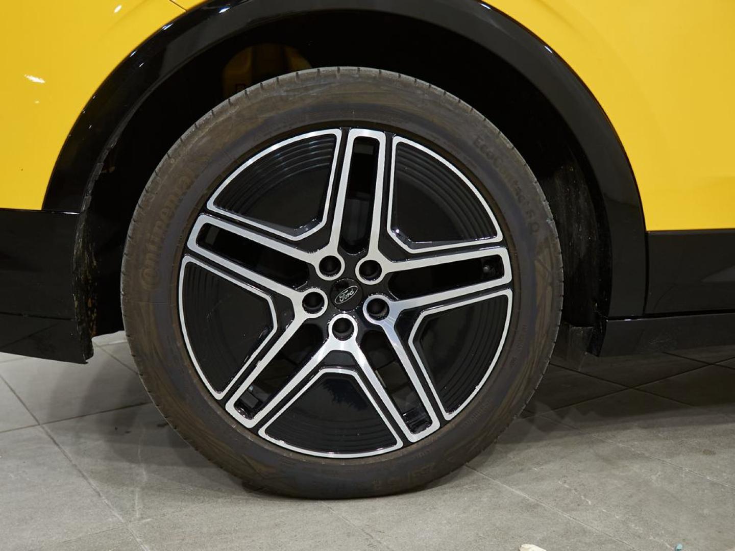 Ford Capri RWD Rango Extendido Premium 77kWh