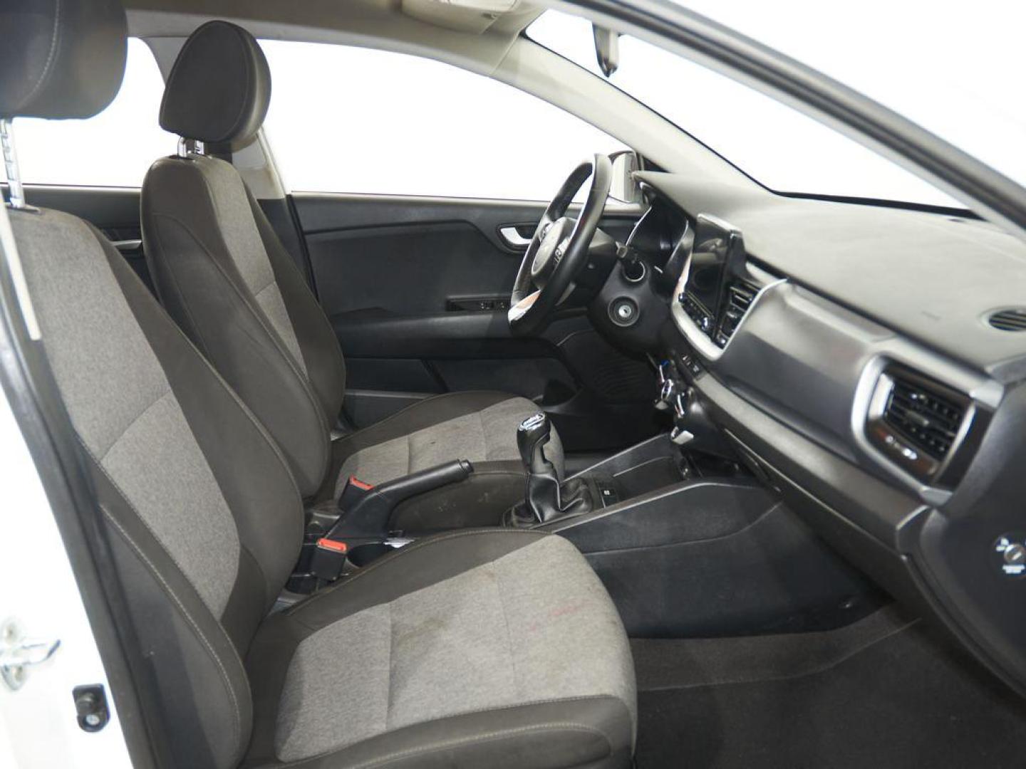 Kia Stonic 1.0 T-GDi MHEV iMT Concept 74 kW (100 CV)