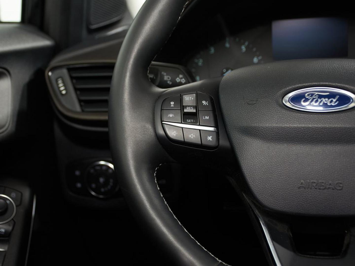 Ford Puma 1.0 EcoBoost MHEV Titanium Aut. 125