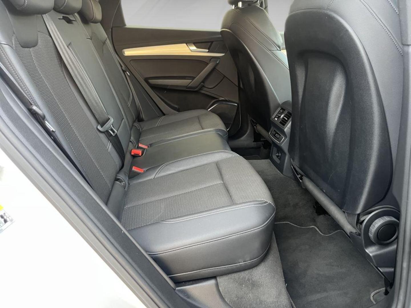 Audi Q5 SPORTBACK Black line 40 TDI quattro-ultra 150 kW (204 CV) S tronic