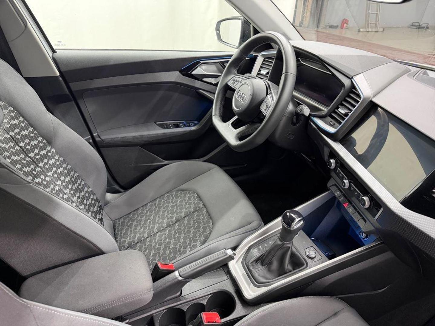 Audi A1 Sportback Adrenalin Black edition 30 TFSI 85 kW (116 CV) S tronic