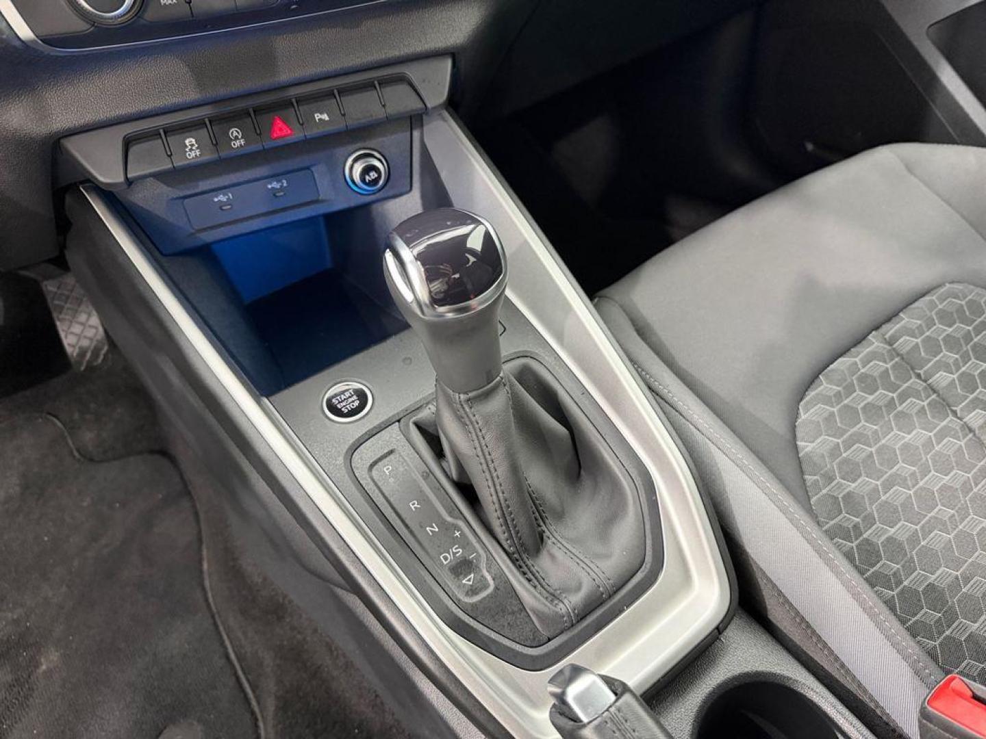 Audi A1 Sportback Adrenalin Black edition 30 TFSI 85 kW (116 CV) S tronic