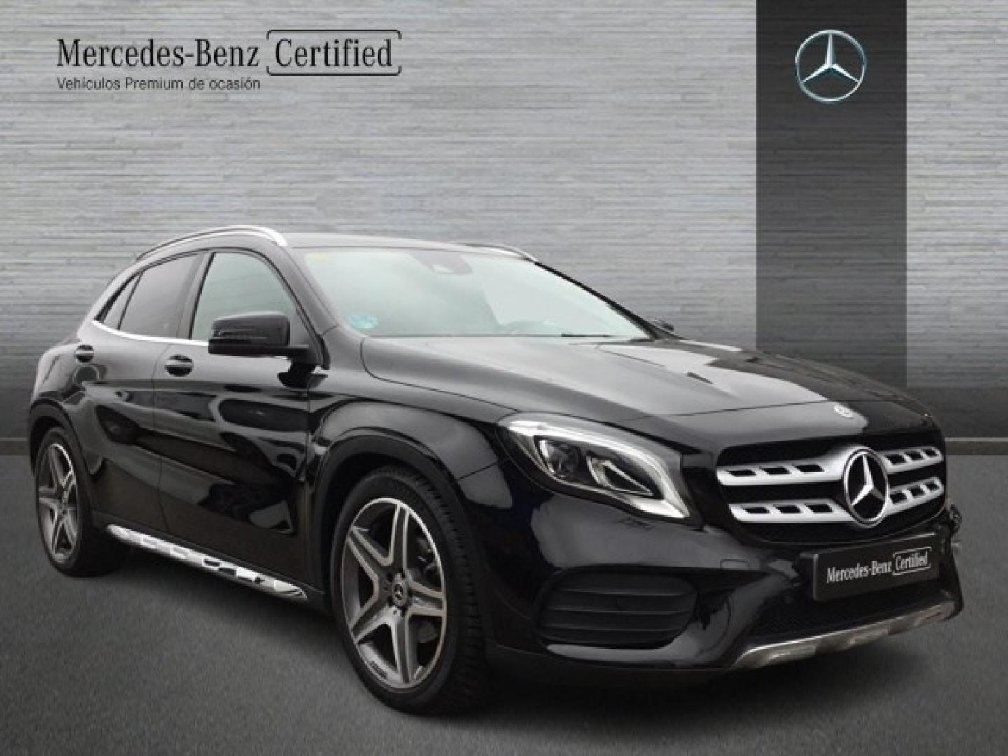 Mercedes Benz GLA 200 CDI / d AMG Line