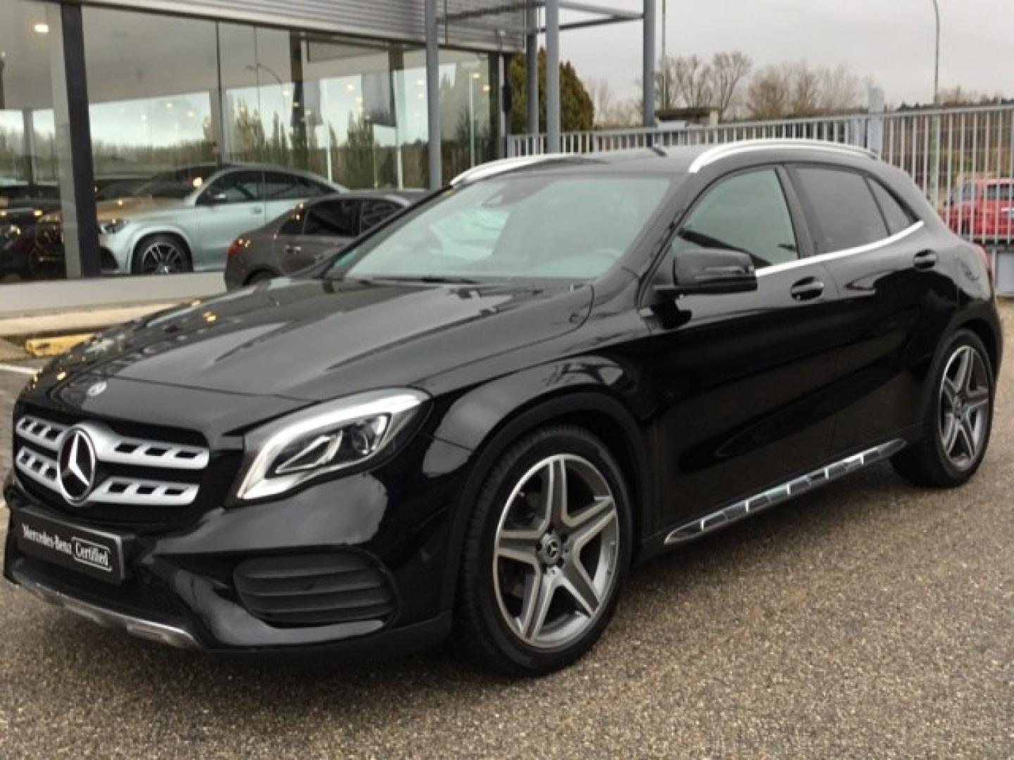Mercedes Benz GLA 200 CDI / d AMG Line