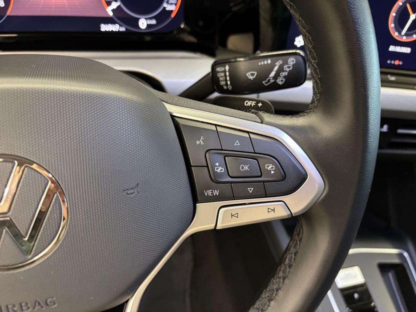 Volkswagen Golf Life 1.0 eTSI 81kW (110CV) DSG