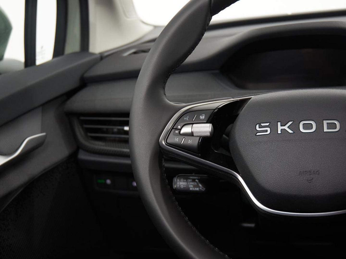 Skoda Elroq 60 63 kWh 150 kW (204 CV)