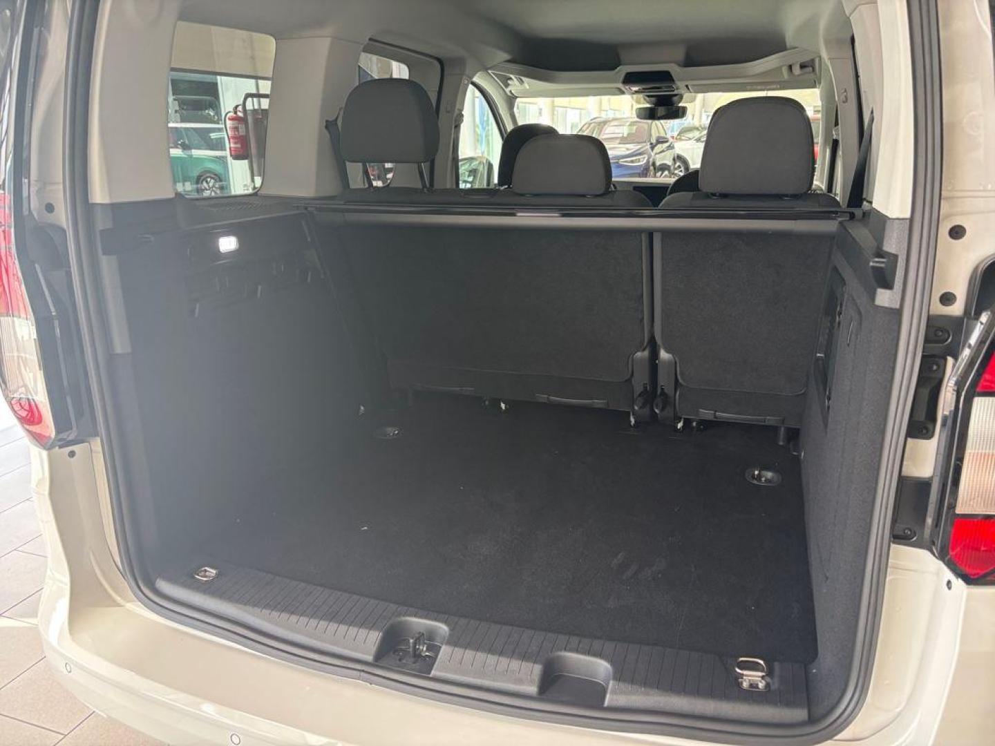 Volkswagen Caddy Origin 1.5 TSI eHybrid PHEV 110 kW (150 CV) DCT