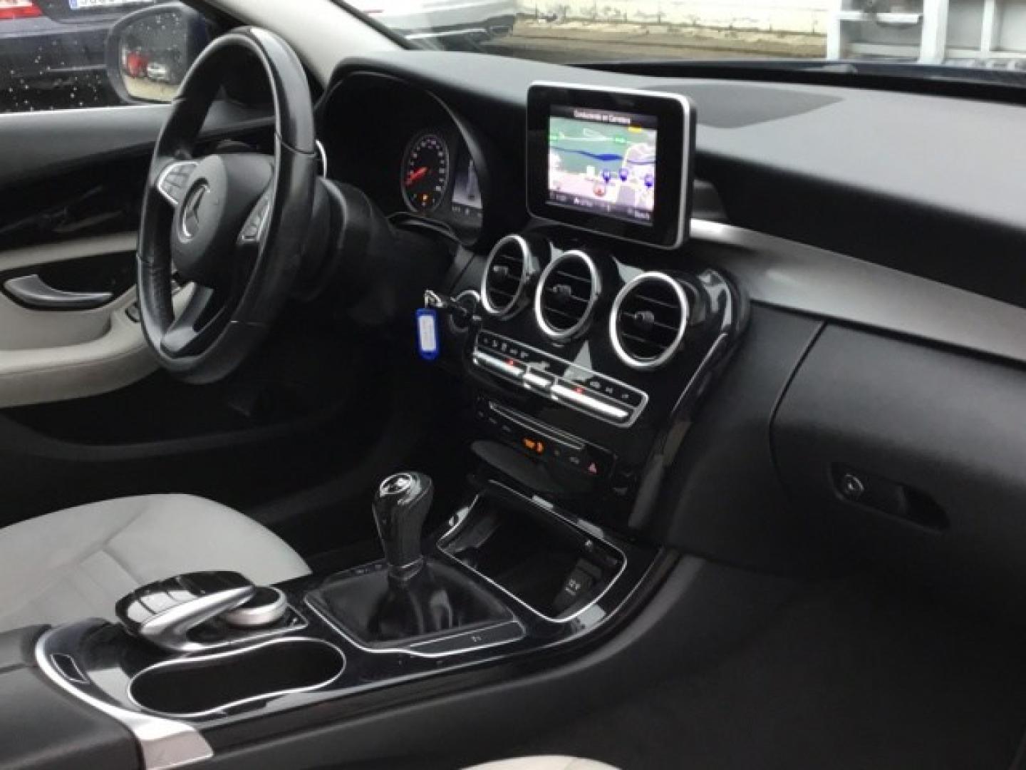 Mercedes Benz C 220 220 Estate BlueTec / d Estate Avantgarde