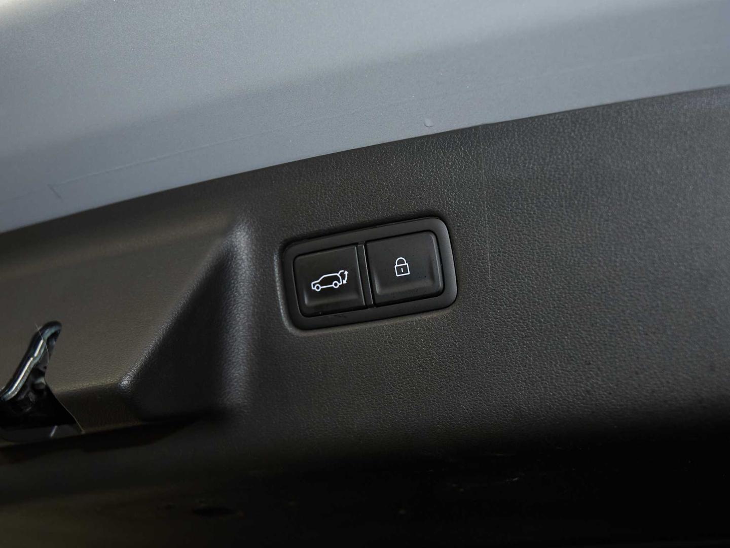 Hyundai Santa Fe 1.6TGDI HEV Tecno 4WD 6AT