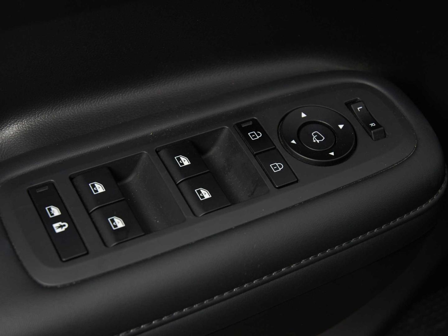 Hyundai Santa Fe 1.6TGDI HEV Tecno 4WD 6AT