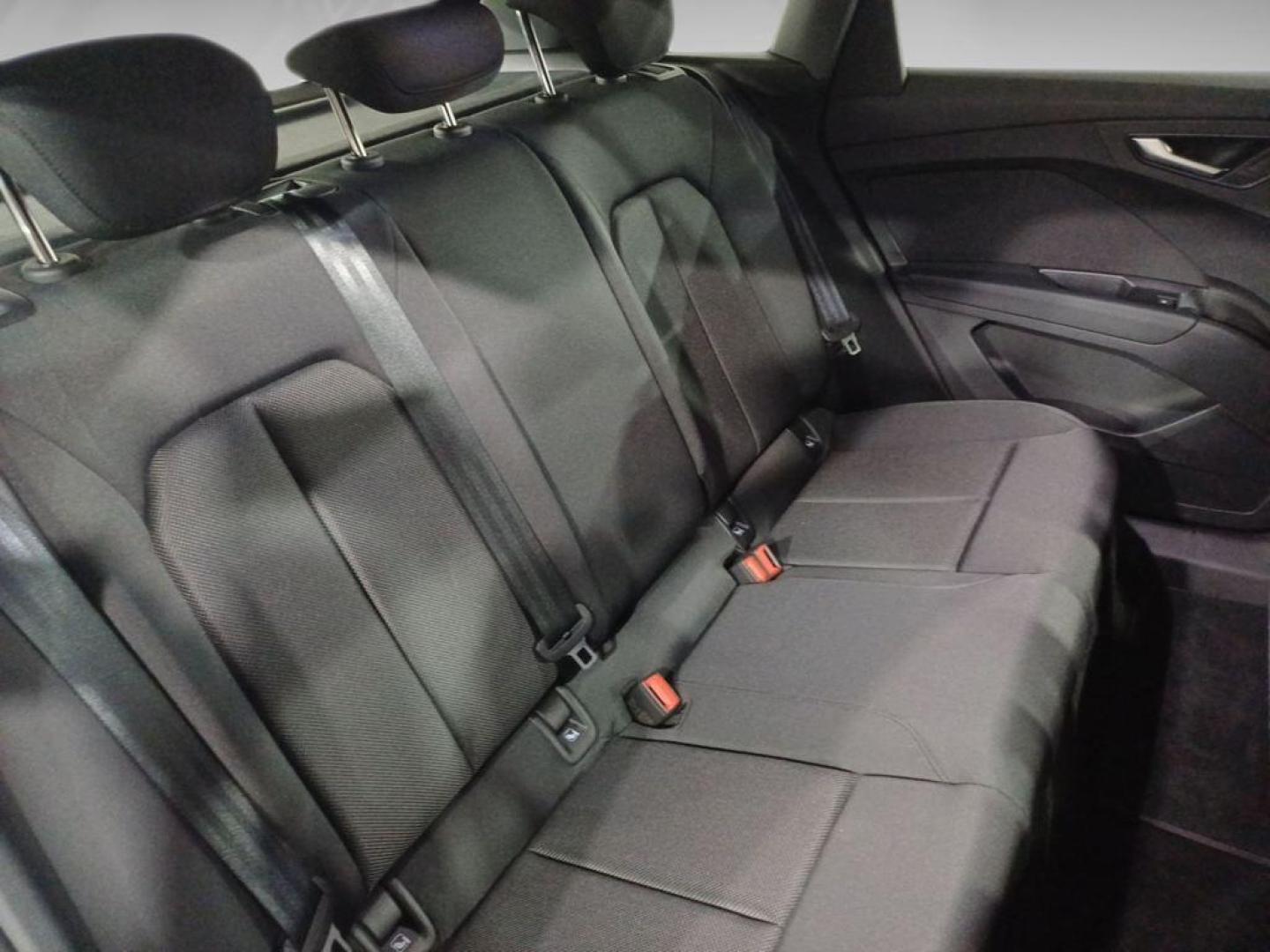 Audi Q4 e-tron Genuine edition 45 e-tron 82kWh 210 kW (286 CV)