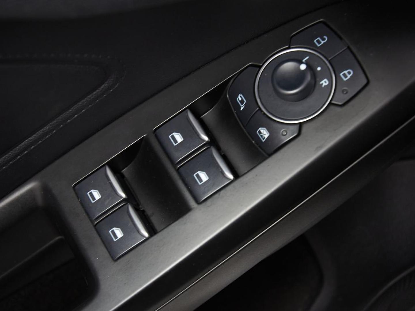 Ford Focus 1.0 Ecoboost MHEV ST-Line 125