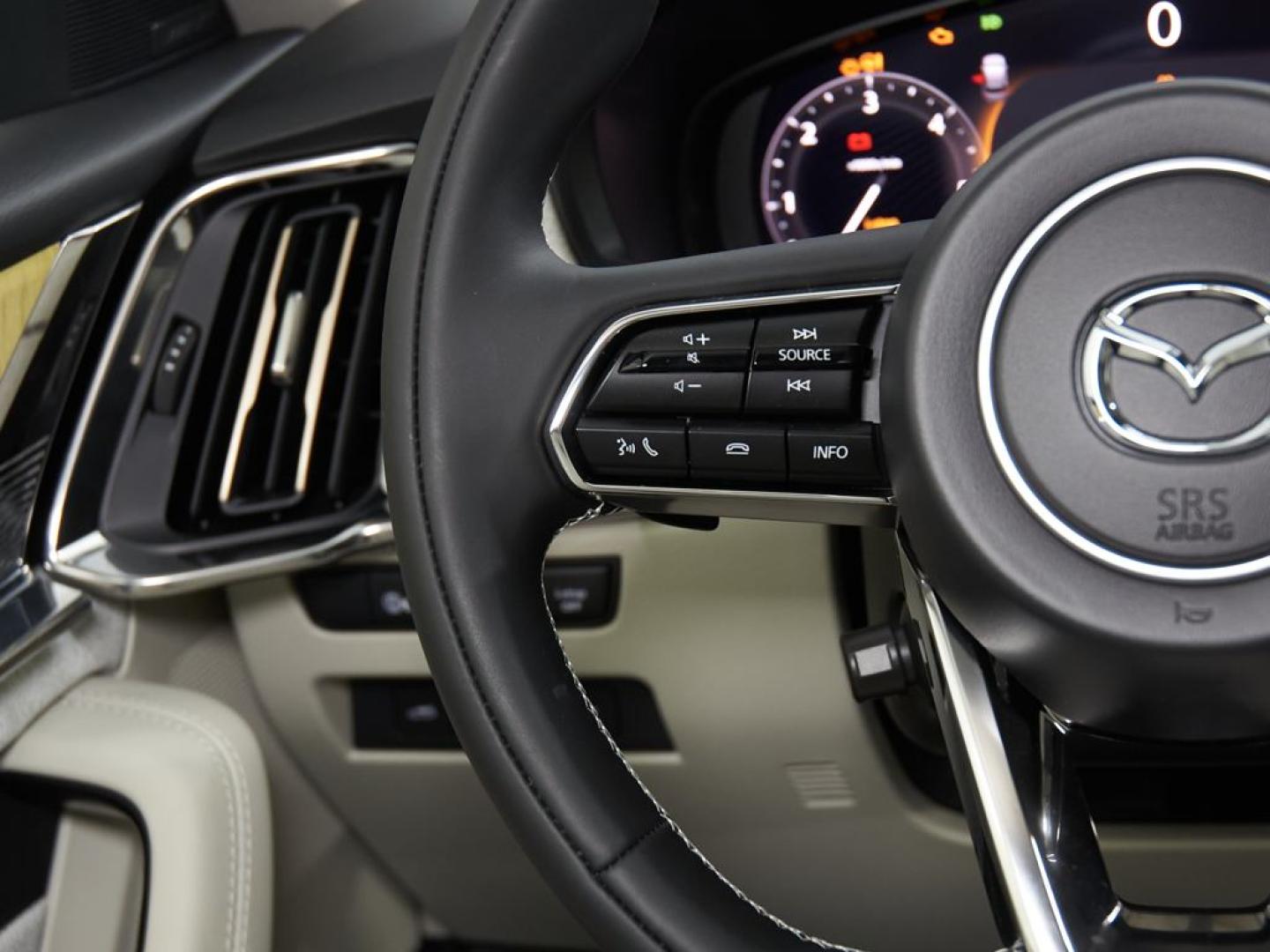 Mazda CX-60 2025 3.3L E-SKYACTIV D MHEV 187KW (254 CV) 8AT AWD TAKUMI PLUS