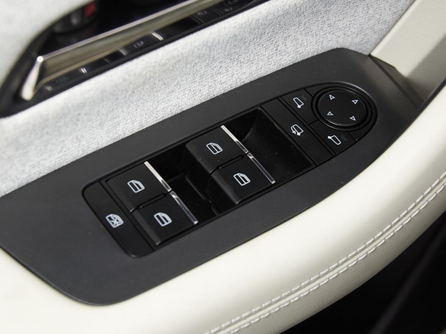 Mazda CX-60 2025 3.3L E-SKYACTIV D MHEV 187KW (254 CV) 8AT AWD TAKUMI PLUS