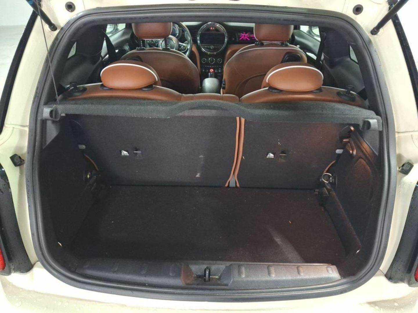 Mini 1300 John Cooper Works 170 kW (231 CV)