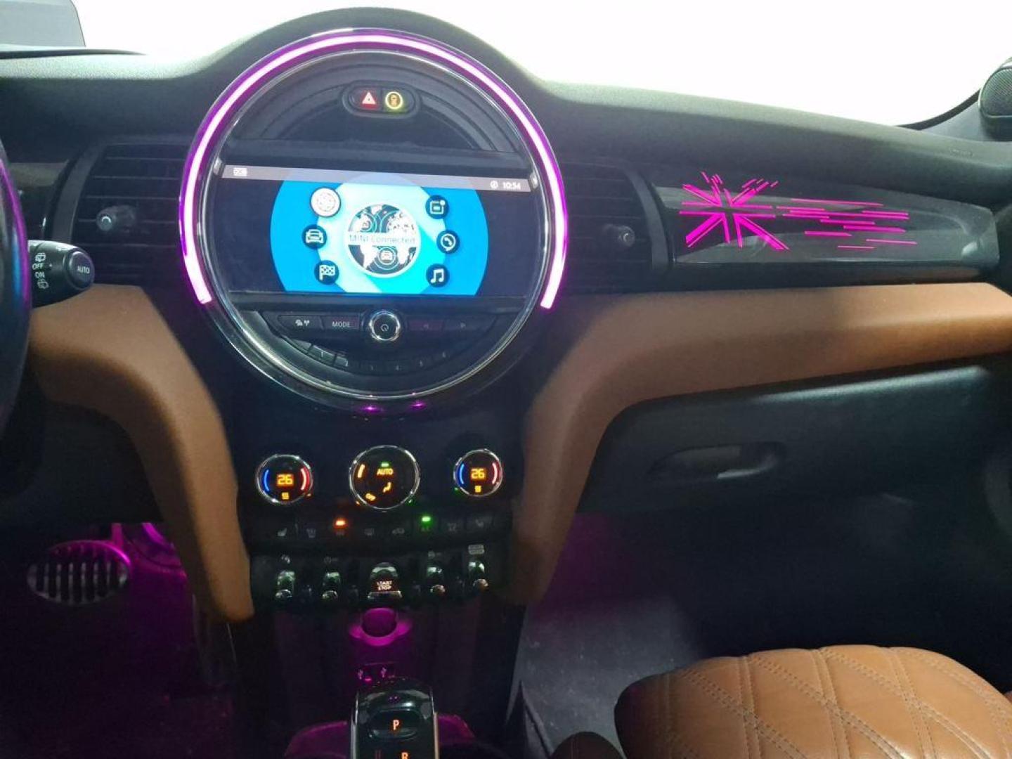 Mini 1300 John Cooper Works 170 kW (231 CV)