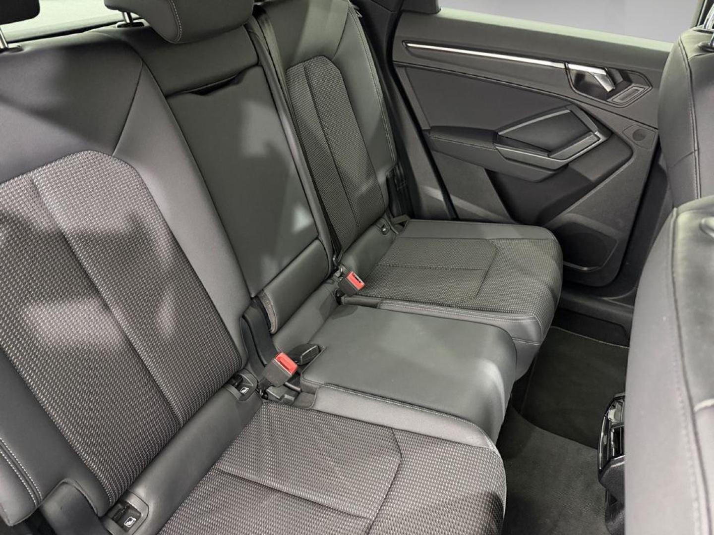 Audi Q3 Sportback Black line 35 TDI 110 kW (150 CV) S tronic