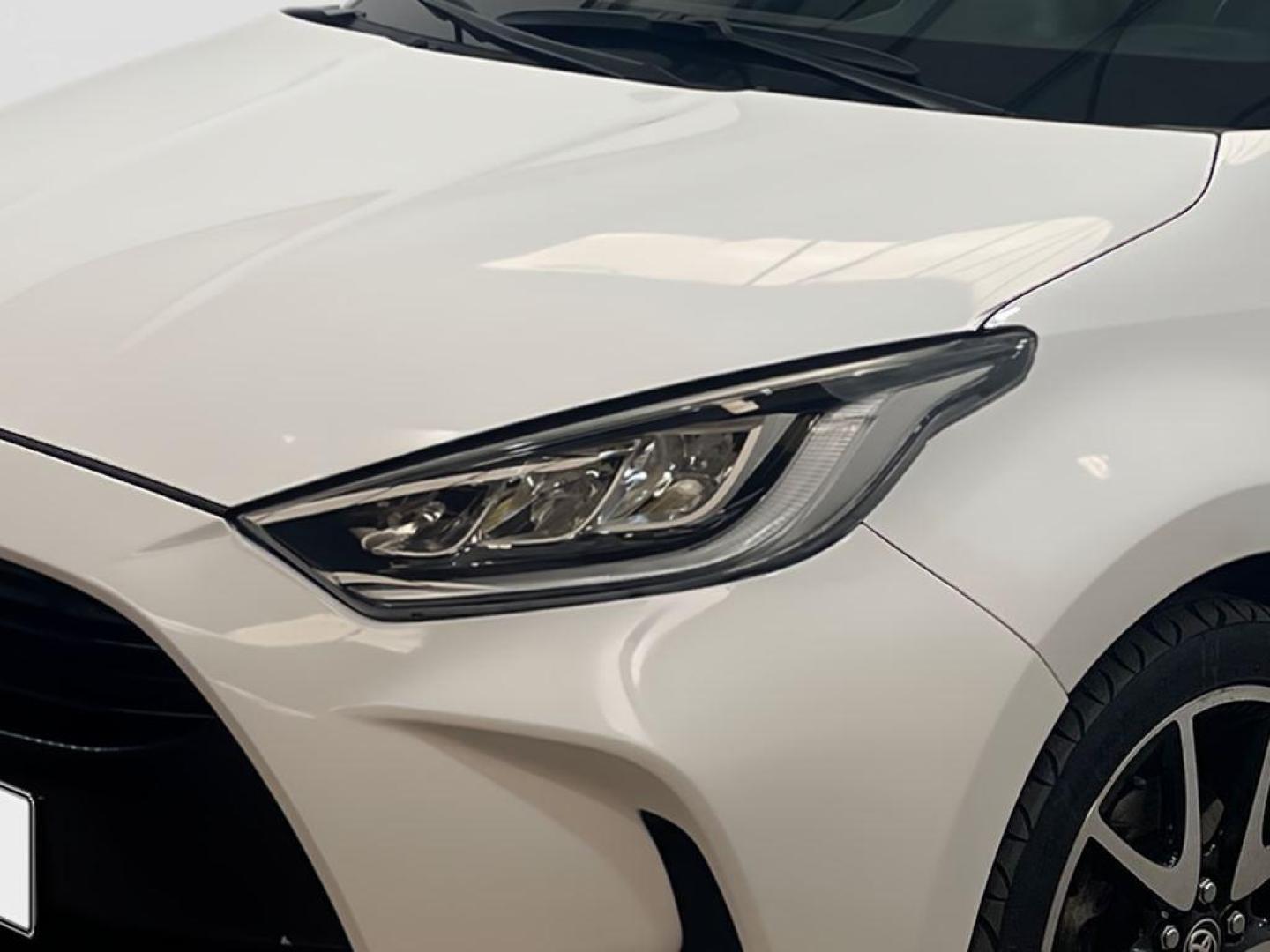 Toyota Yaris 1.5 120H Style Plus 85 kW (116 CV)