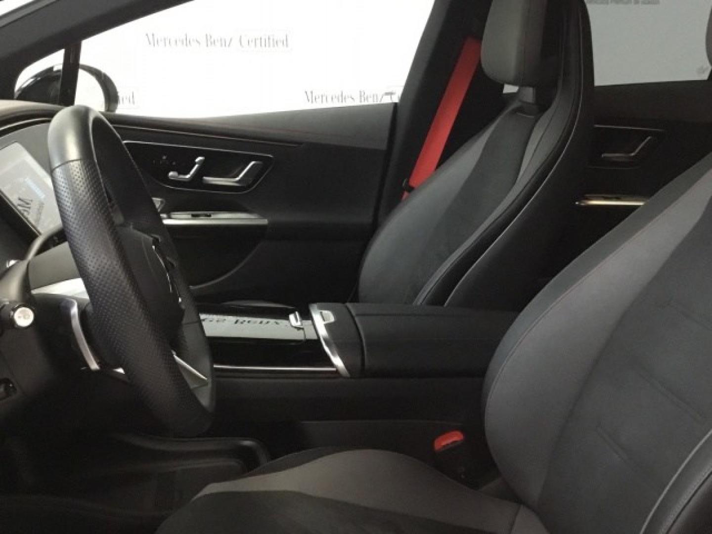 Mercedes Benz EQE 350+ AMG Line Exterieur&Interieur