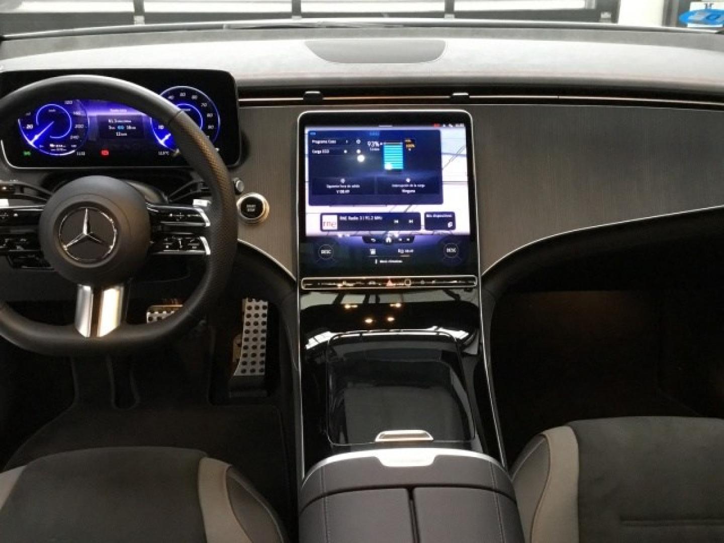 Mercedes Benz EQE 350+ AMG Line Exterieur&Interieur