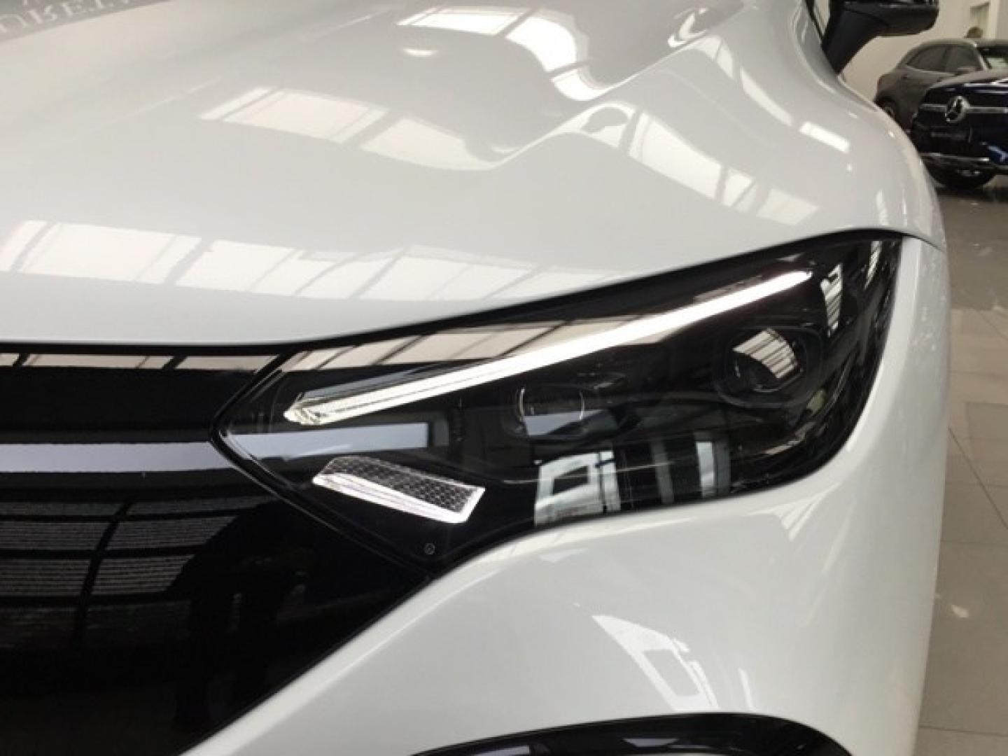 Mercedes Benz EQE 350+ AMG Line Exterieur&Interieur