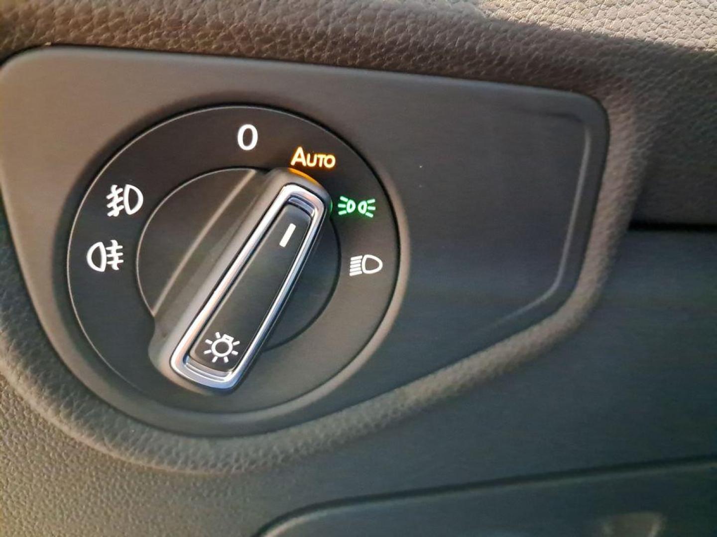 Volkswagen Touran ``Más`` 2.0 TDI 110 kW (150 CV) DSG