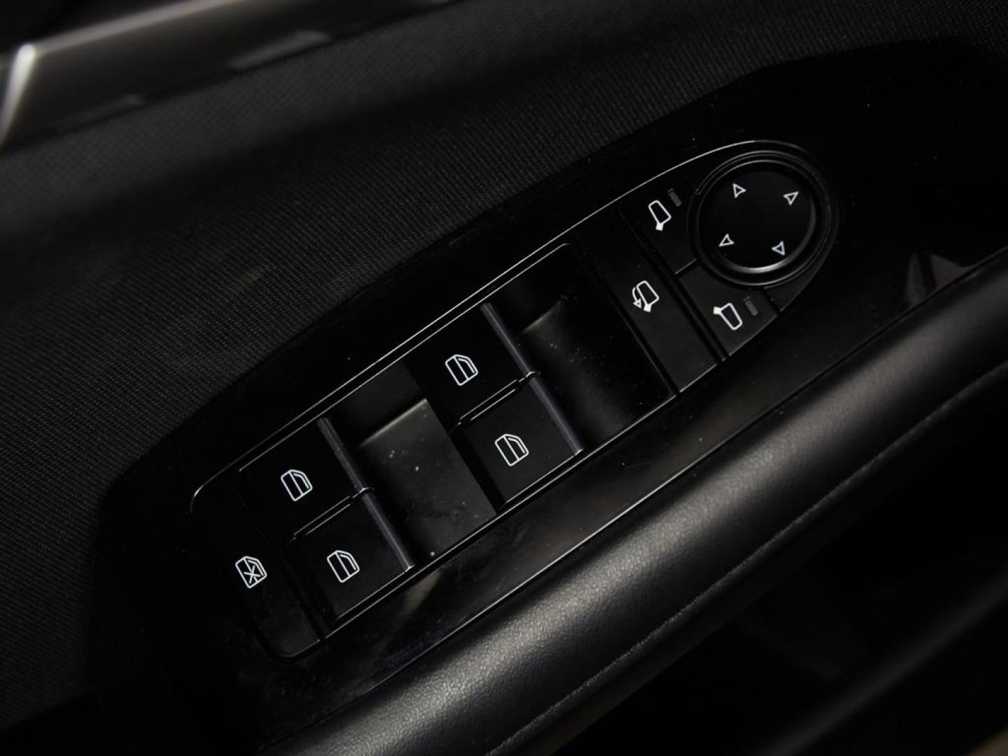 Mazda 3 Sedan 2.5 e-Skyactiv-G Prime-line 103kW