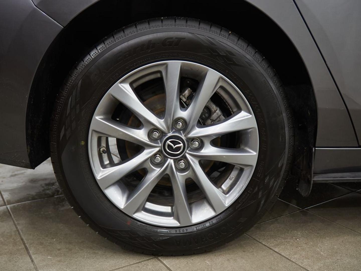 Mazda 3 Sedan 2.5 e-Skyactiv-G Prime-line 103kW