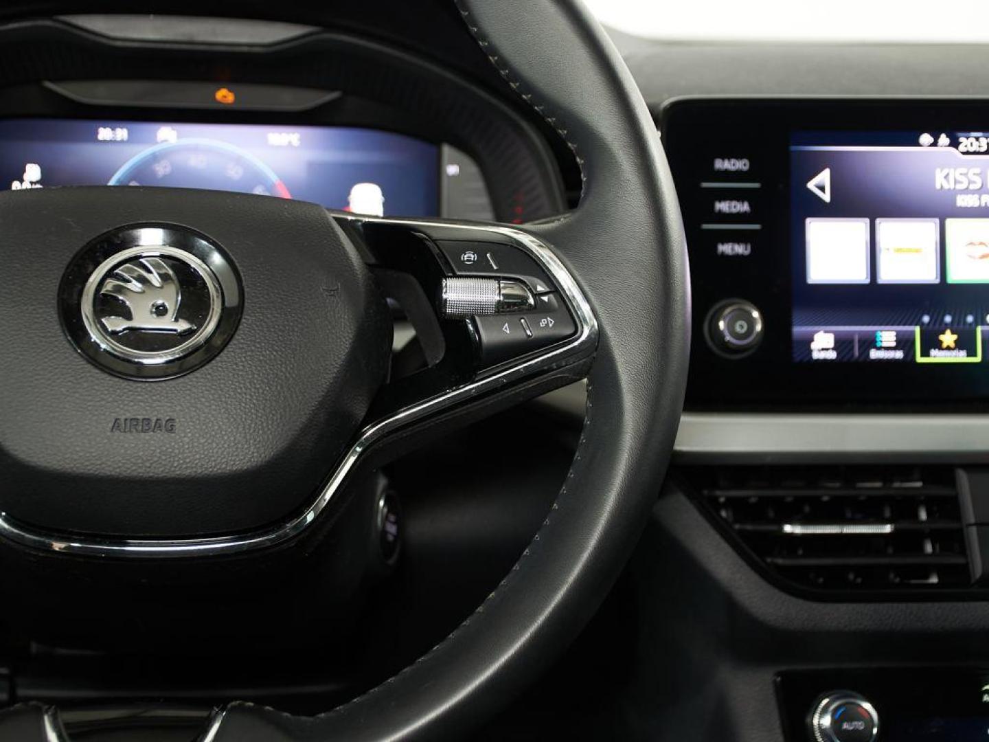 Skoda Kamiq 1.0 TSI Ambition 70 kW (95 CV)