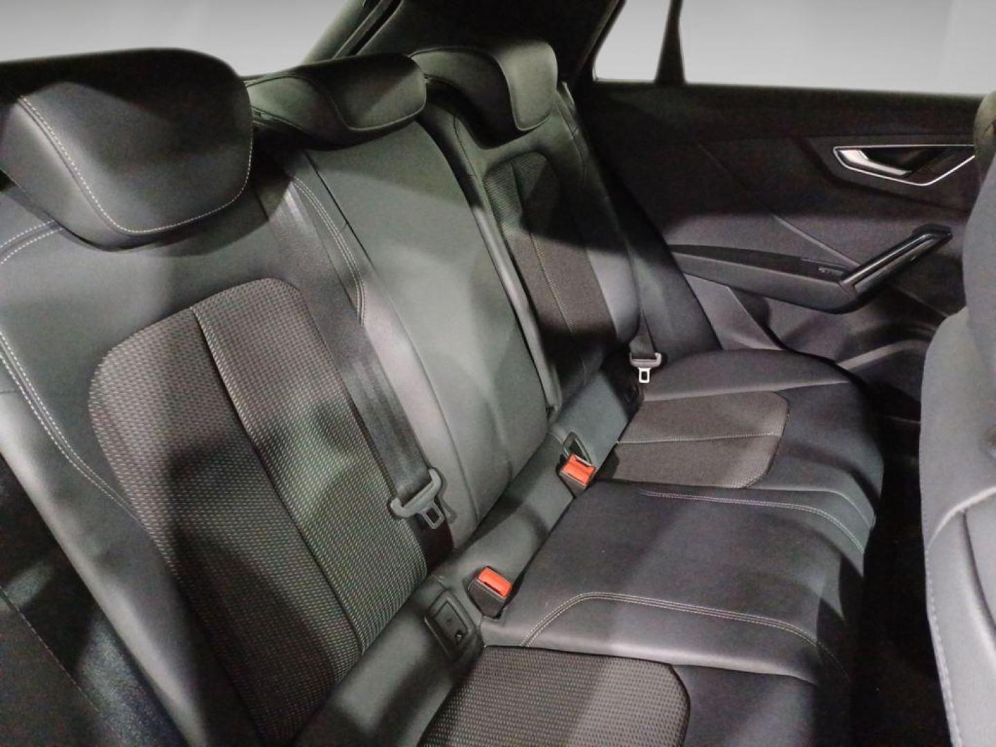 Audi Q2 Adrenalin Black Edition 35 TFSI 110 kW (150 CV) S tronic