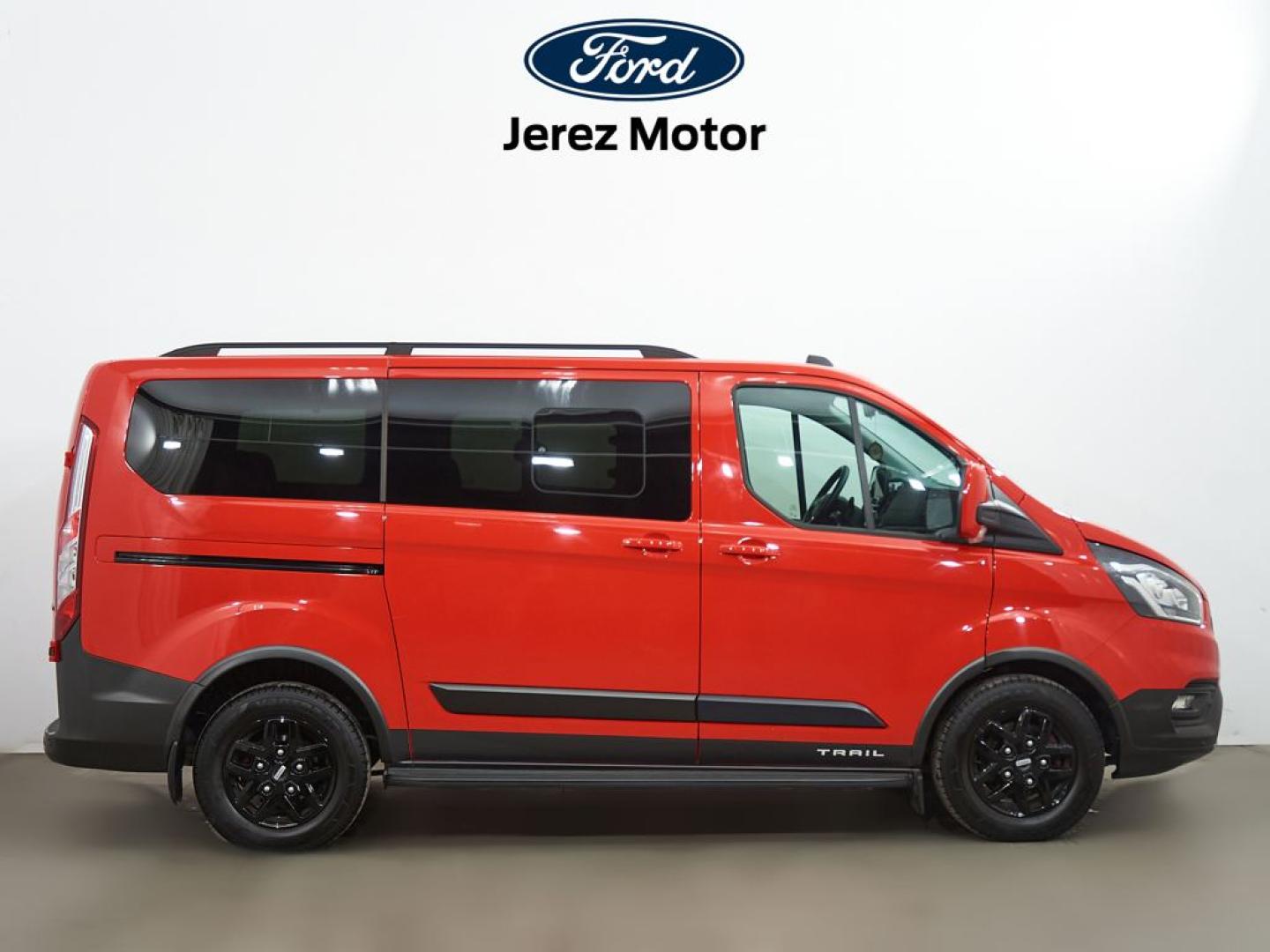 Ford Transit Custom FT 320 L1 Kombi 2.0 Ecoblue Trail 136