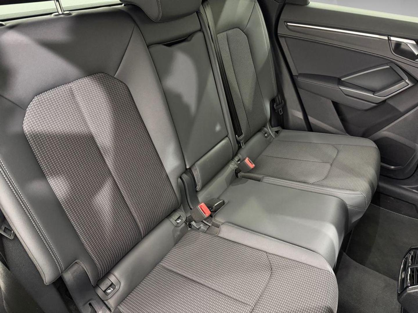 Audi Q3 Sportback TFSIe Black Line 45 TFSI e 180 kW (245 CV) S tronic