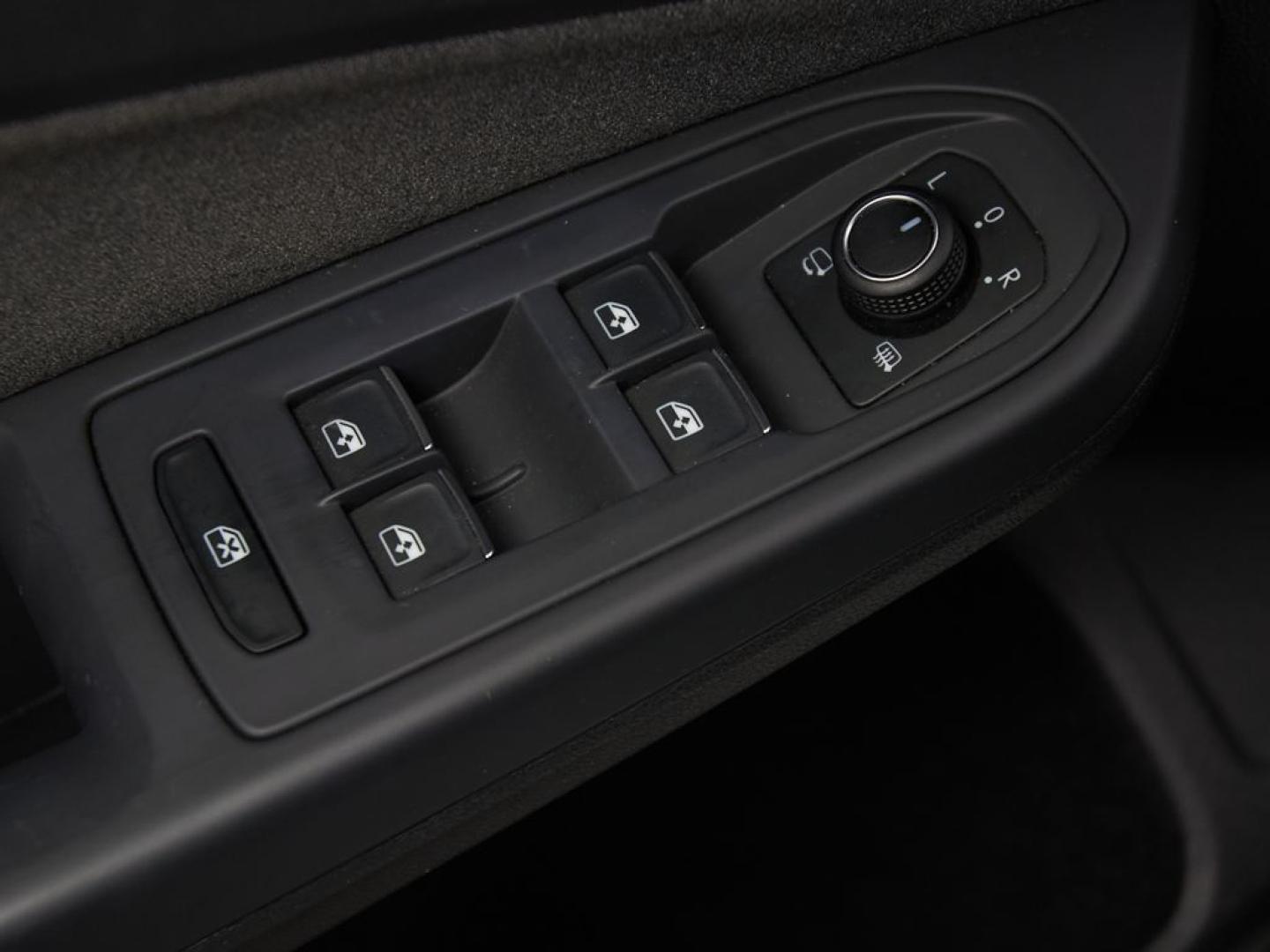 Volkswagen Golf 1.5 TSI Mas 85kW