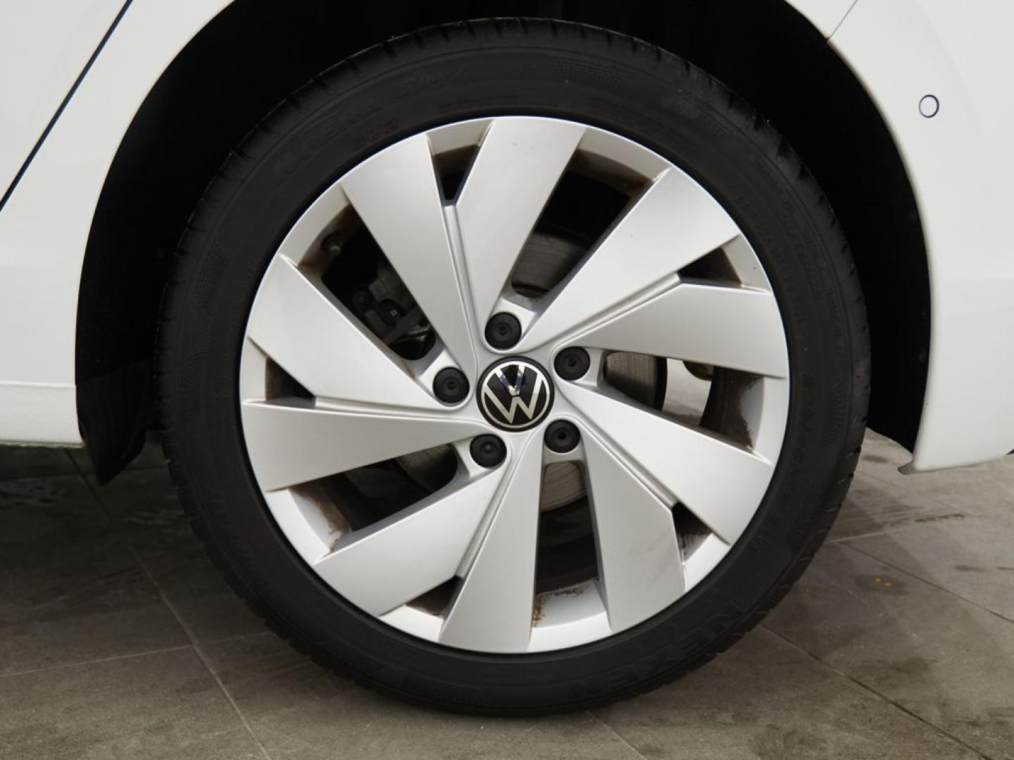 Volkswagen Golf 1.5 TSI Mas 85kW