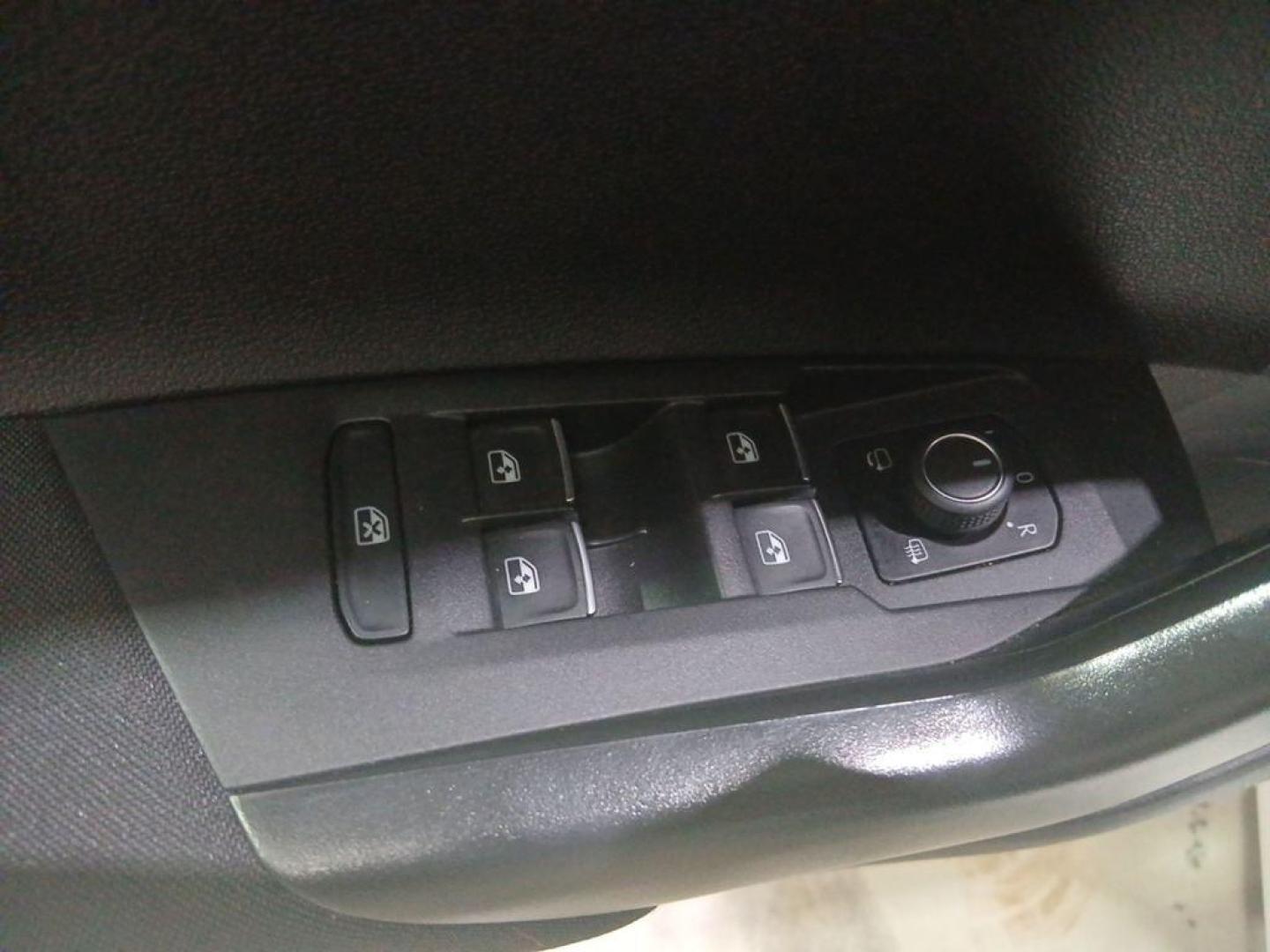 Volkswagen Taigo R-Line 1.0 TSI 81 kW (110 CV)