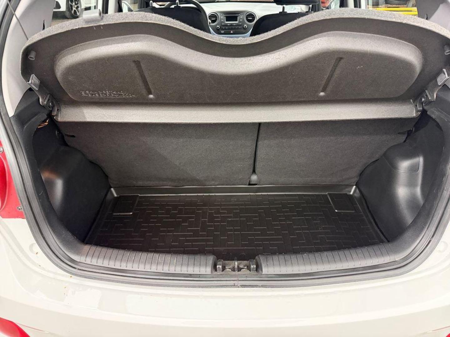 Hyundai i10 1.0 Essence 49 kW (66 CV)