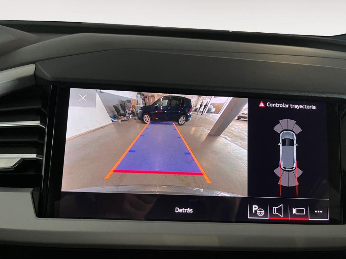 Audi Q4 e-tron S line 40 e-tron 150kW 82kWh